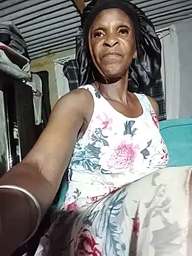 Naughtygrany webcam
