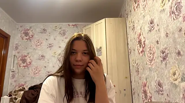Miss_Aurelia webcam