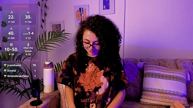 CurlyMeryJane webcam