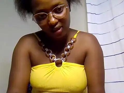 sexiestqueen2 webcam