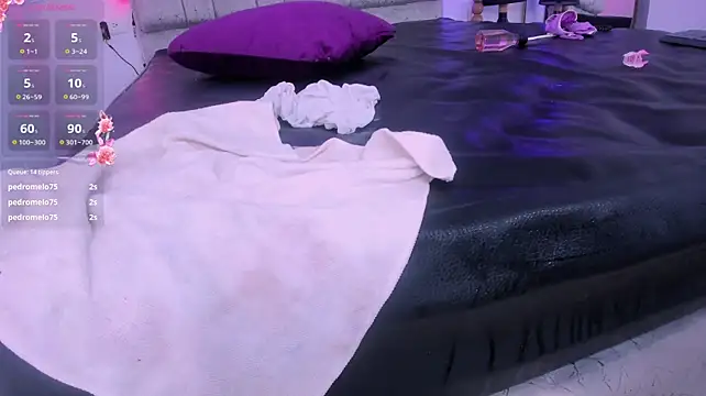 Kiaraa_lux webcam