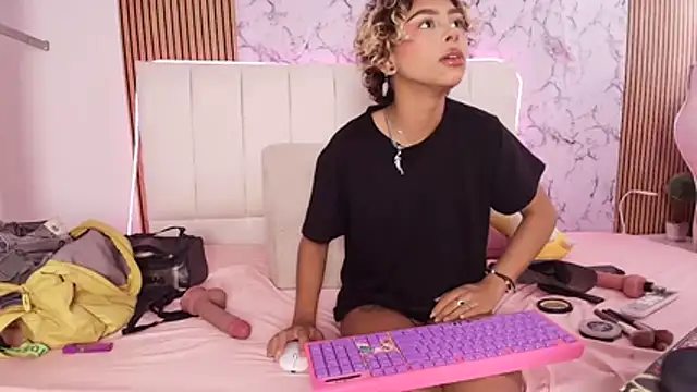 lilith_horny