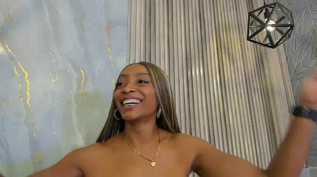 BriannaChelsea webcam