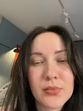 Kiss_My_Body webcam