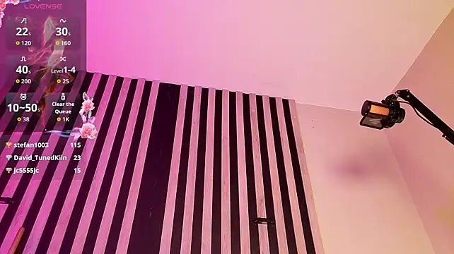 Kardy_Castle7's room