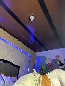 Saraa_M webcam