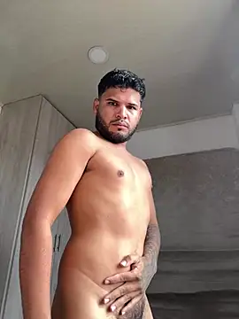 brayansequera27 live cam on StripChat