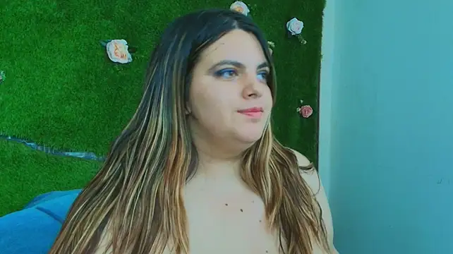 Huge_Titties_ webcam