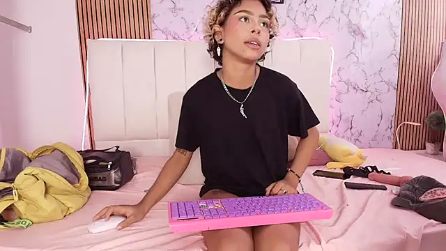 lilith_horny