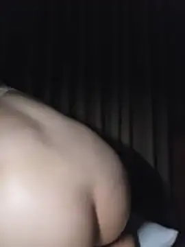 femboi2k live cam preview