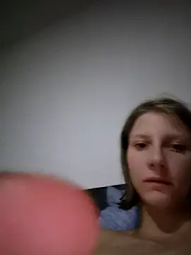 LenaGoldi live sex cam