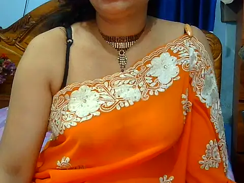 Horny_Doll24 webcam
