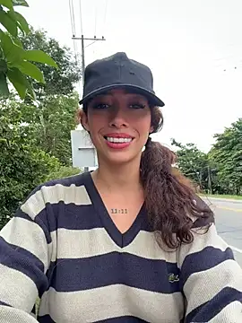 roxyrougee webcam