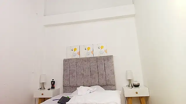 Dante_Knox webcam