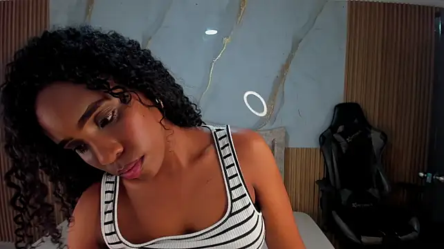 lia_16