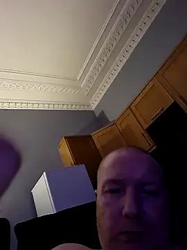 Howsu7777 webcam