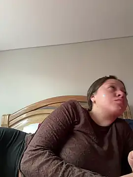 Clara_Belle webcam