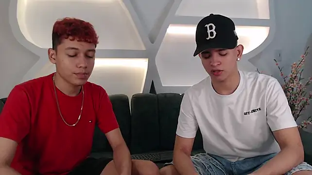 KING_OFF_BOYS webcam