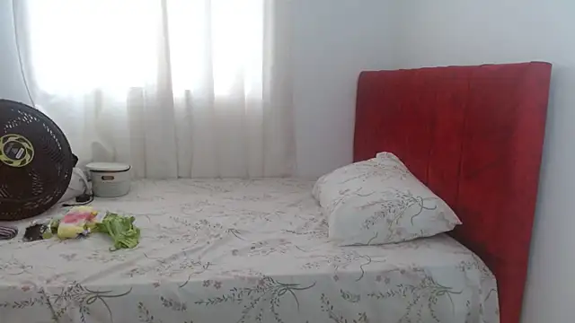 lolascarlett