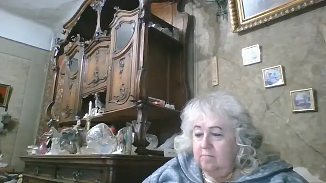 Lala-Love56 webcam