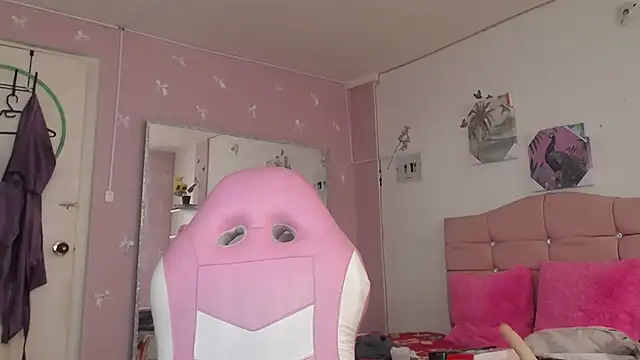 Santy_bigcock_01