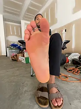 Kingbertfeet
