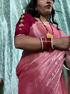 Priyaa_1433 webcam