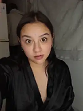 EmilyRoy77 webcam
