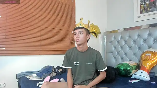fem_danny7
