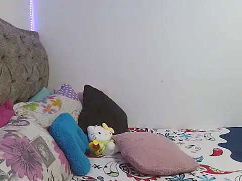 Lia_Elowen