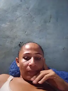 MoanaCaspier live cam preview