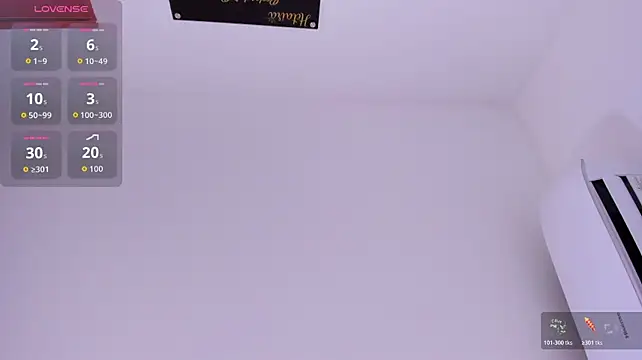 honeyhtx live cam on StripChat