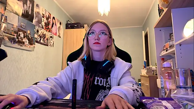 SoniaKotts webcam