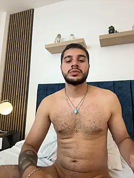 AmadeoWild live sex cam