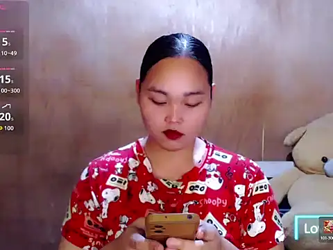 _Lylia live cam preview