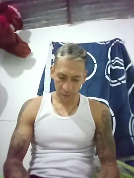 Elmono__1 live cam on StripChat