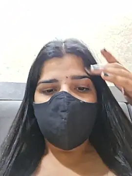 Anllela_Sagraa webcam