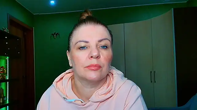 VeronikawGold webcam
