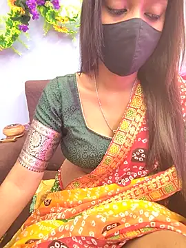 Miss-Mayaa webcam