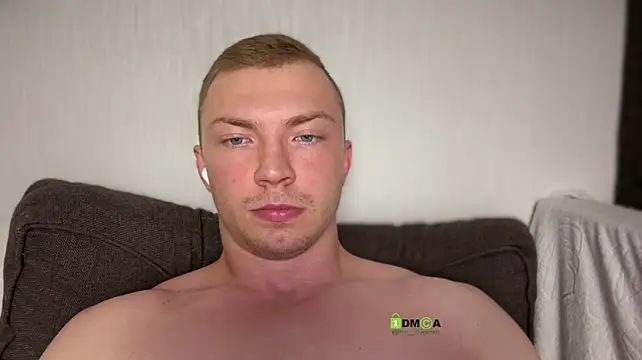 iron__chap webcam