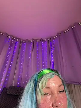 KawaiiKiki_247 live cam on StripChat
