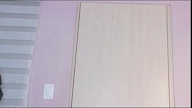 LolaGray__ live cam preview