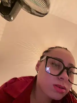 queenlo_xxx live sex cam