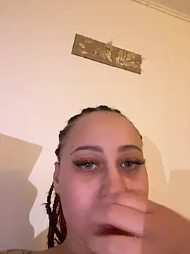 queenlo_xxx