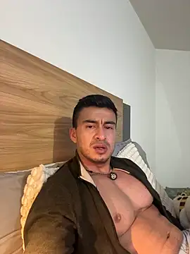 Chris_Clarck live cam on StripChat