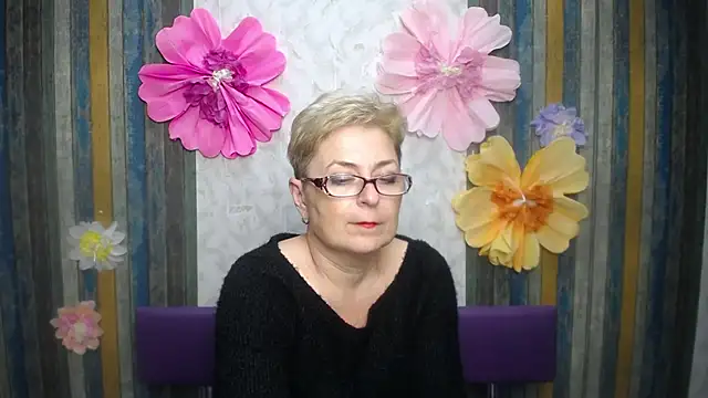 EmiliaGree live cam preview