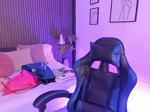 CaeliThalyana live cam preview