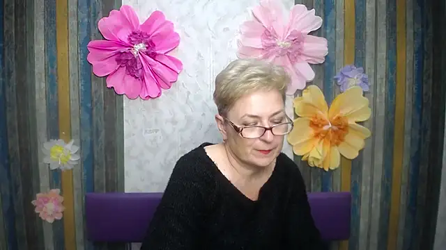 EmiliaGree live cam preview