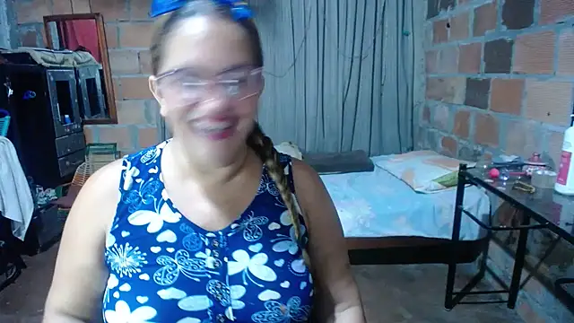 MOTHER_AND_SON09