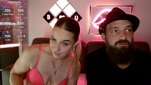 BellaXundXUwe live cam preview